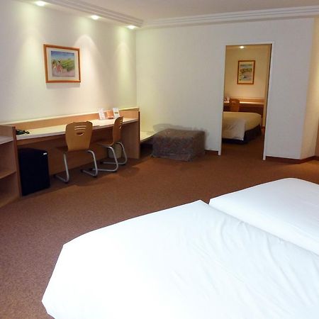 Hotel Tropical Les Escaldes Εξωτερικό φωτογραφία