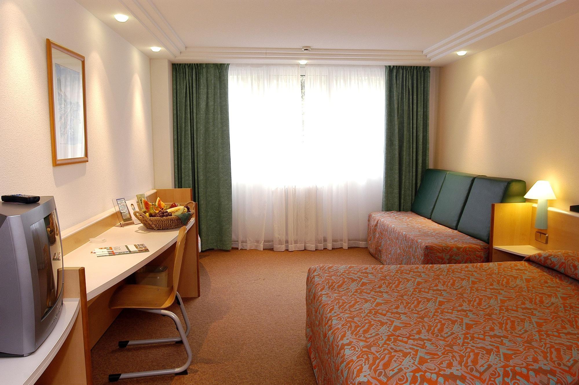 Hotel Tropical Les Escaldes Εξωτερικό φωτογραφία