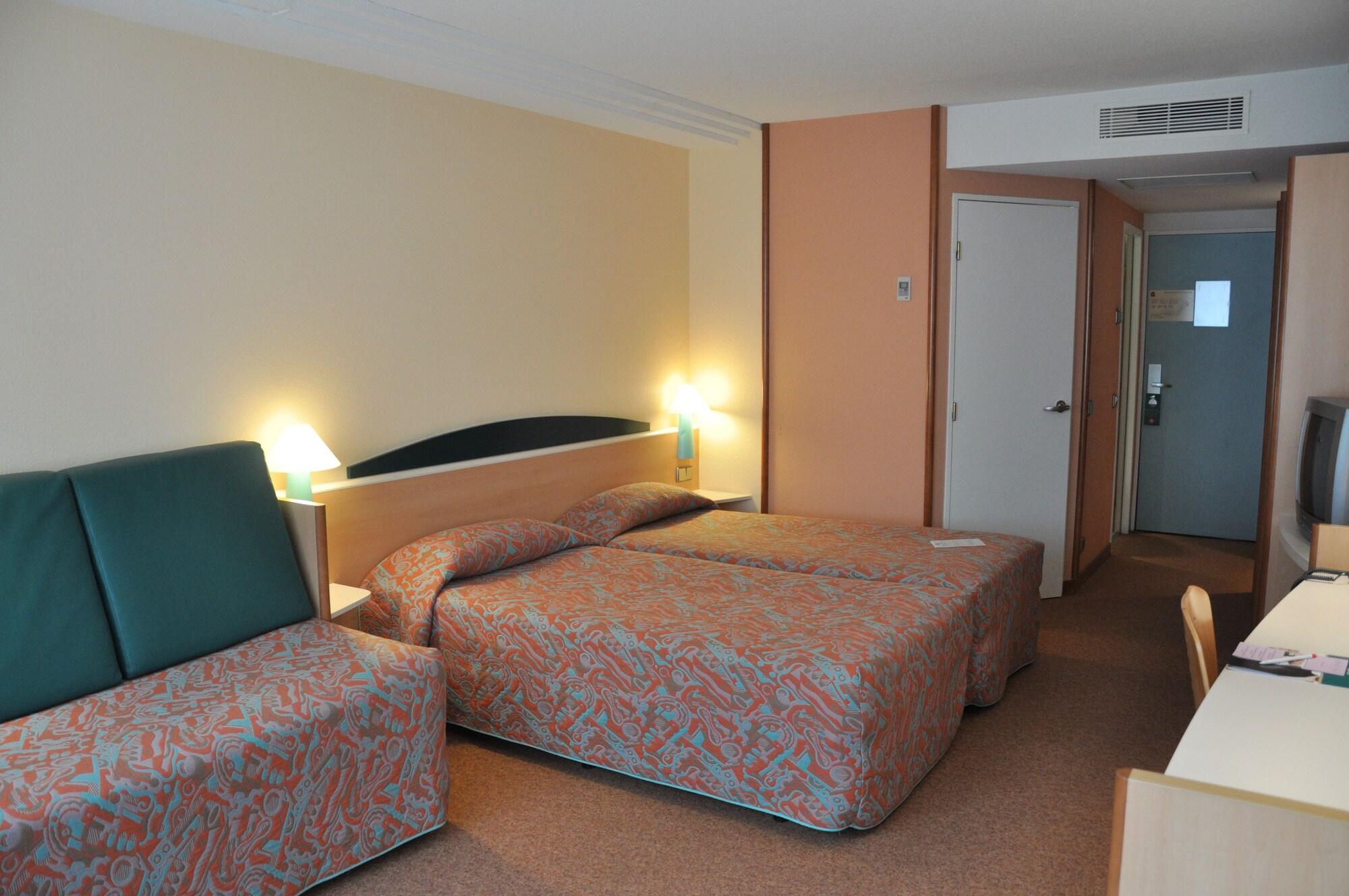 Hotel Tropical Les Escaldes Εξωτερικό φωτογραφία