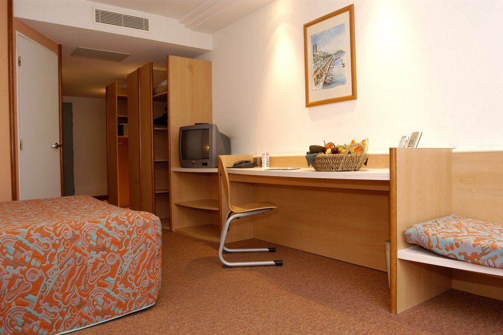 Hotel Tropical Les Escaldes Εξωτερικό φωτογραφία